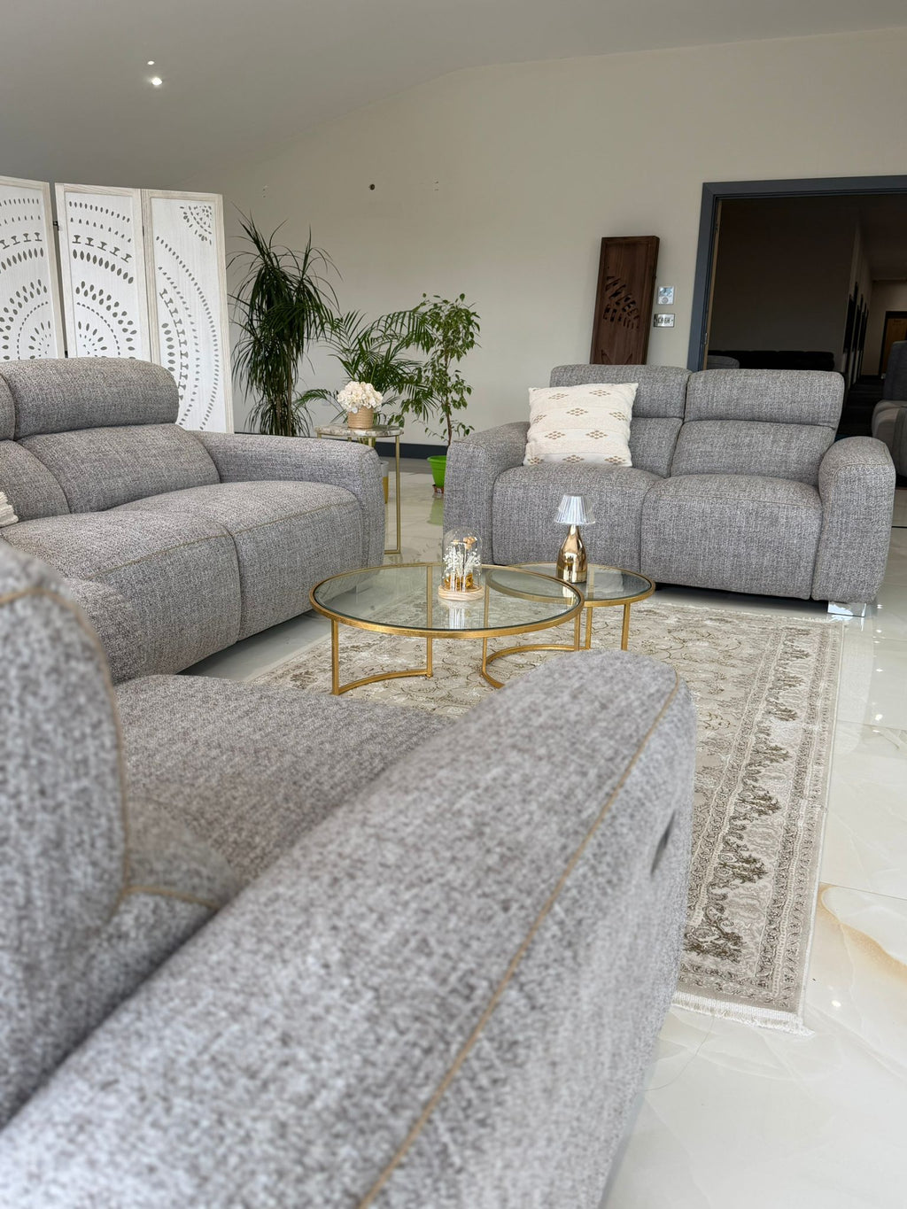Torento Electric Recliner – Sofas by Essex Luxe
