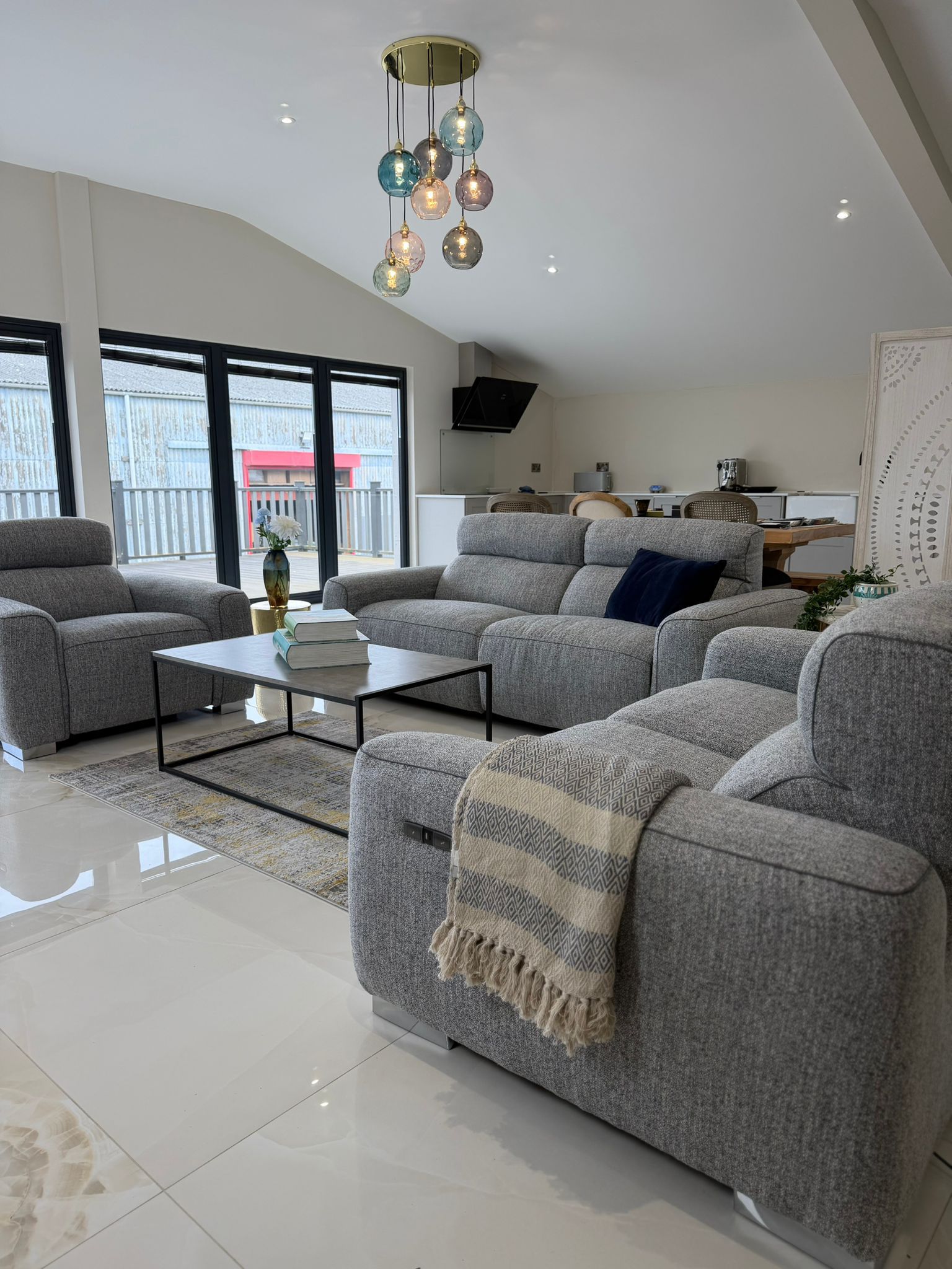 Torento Electric Recliner – Sofas by Essex Luxe