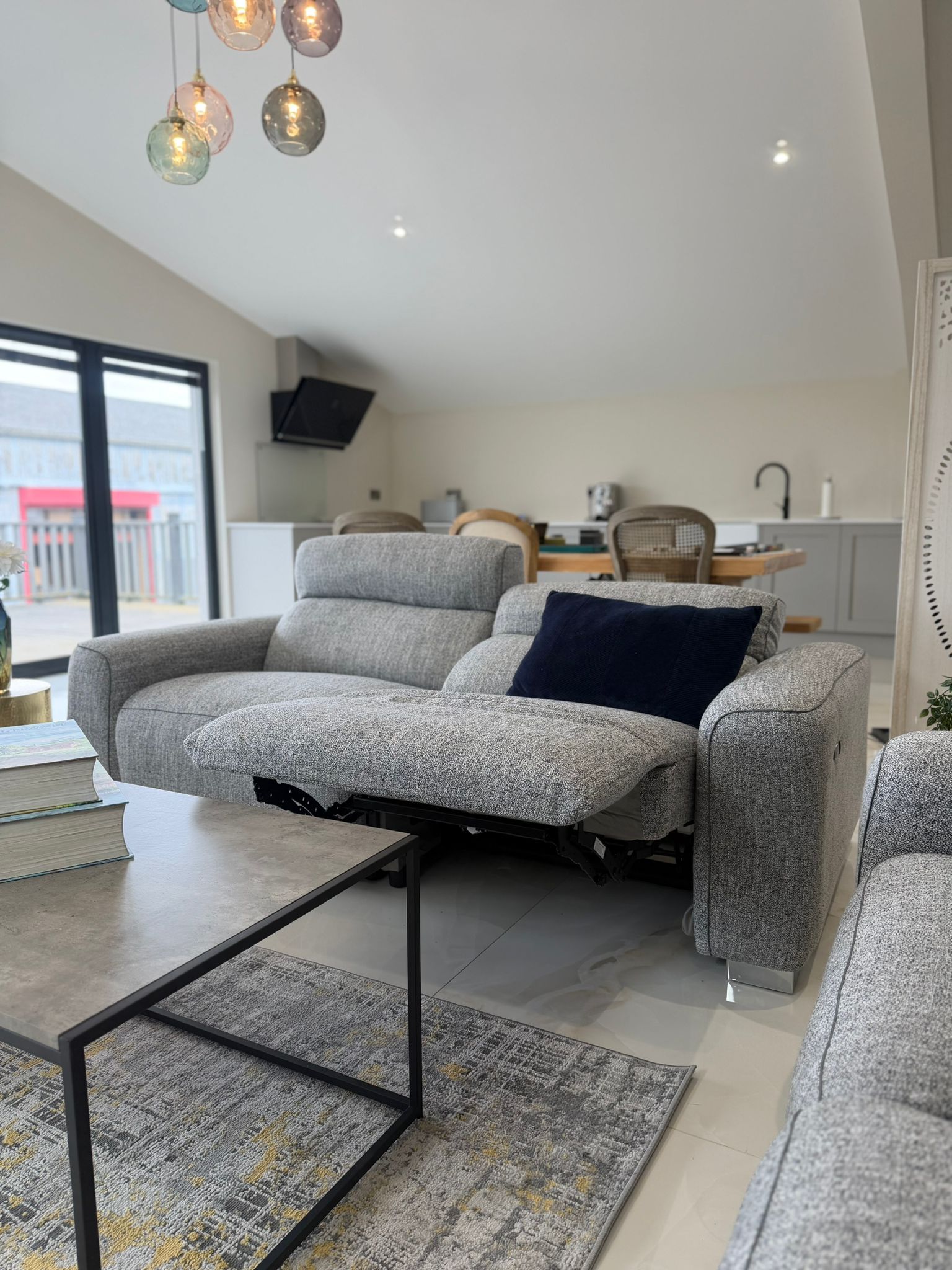 Torento Electric Recliner – Sofas by Essex Luxe